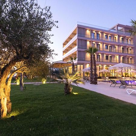 Tris3 Hotel Radhimë Exterior foto